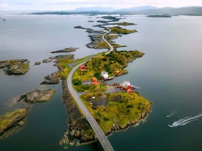 norway-storseisundet-bridge-atlantic-road-istk