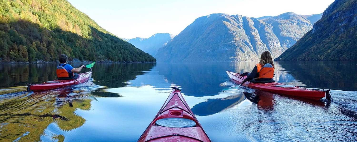 banner outdoor experience kayak tra i fiordi