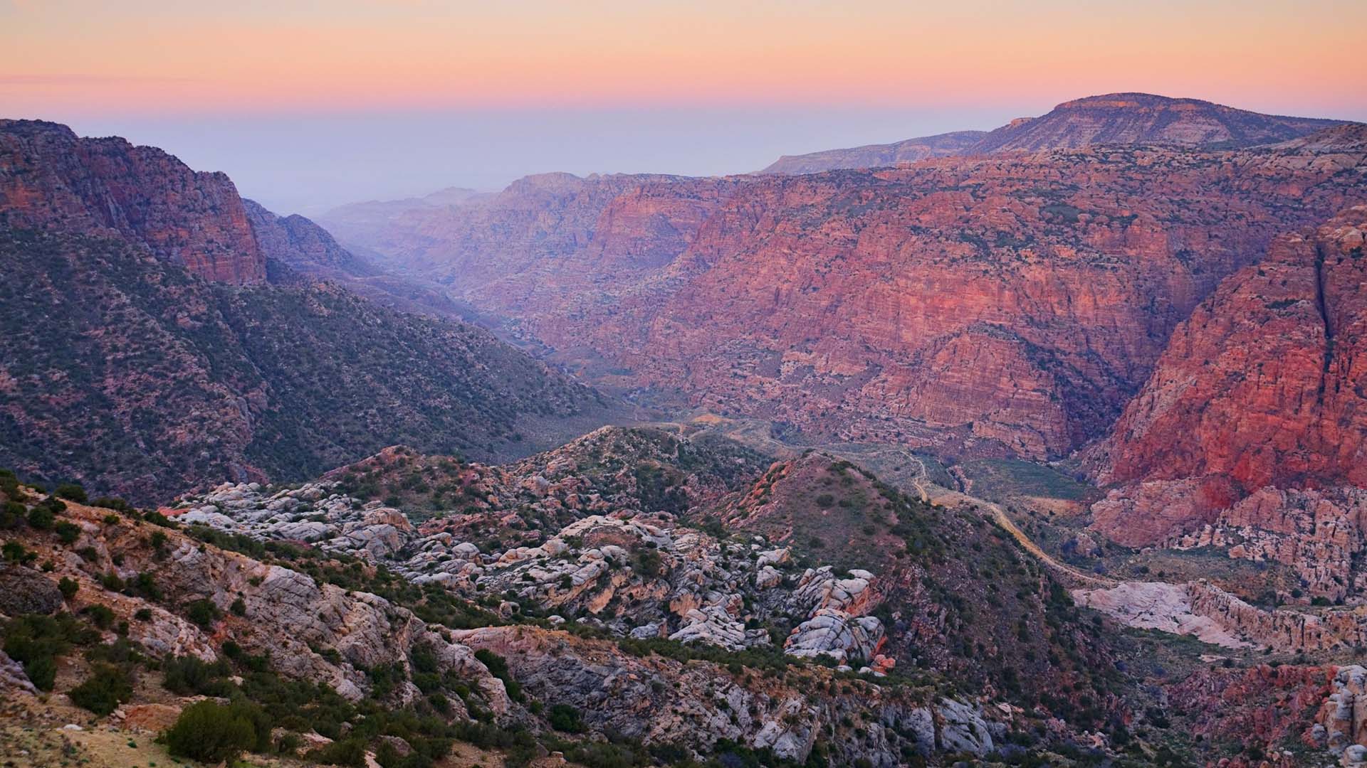Wadi Dana, Dana Nature Reserve, Jordan, Middle East tramonto sulla dana reserve
