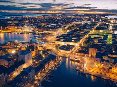helsinki-by-night