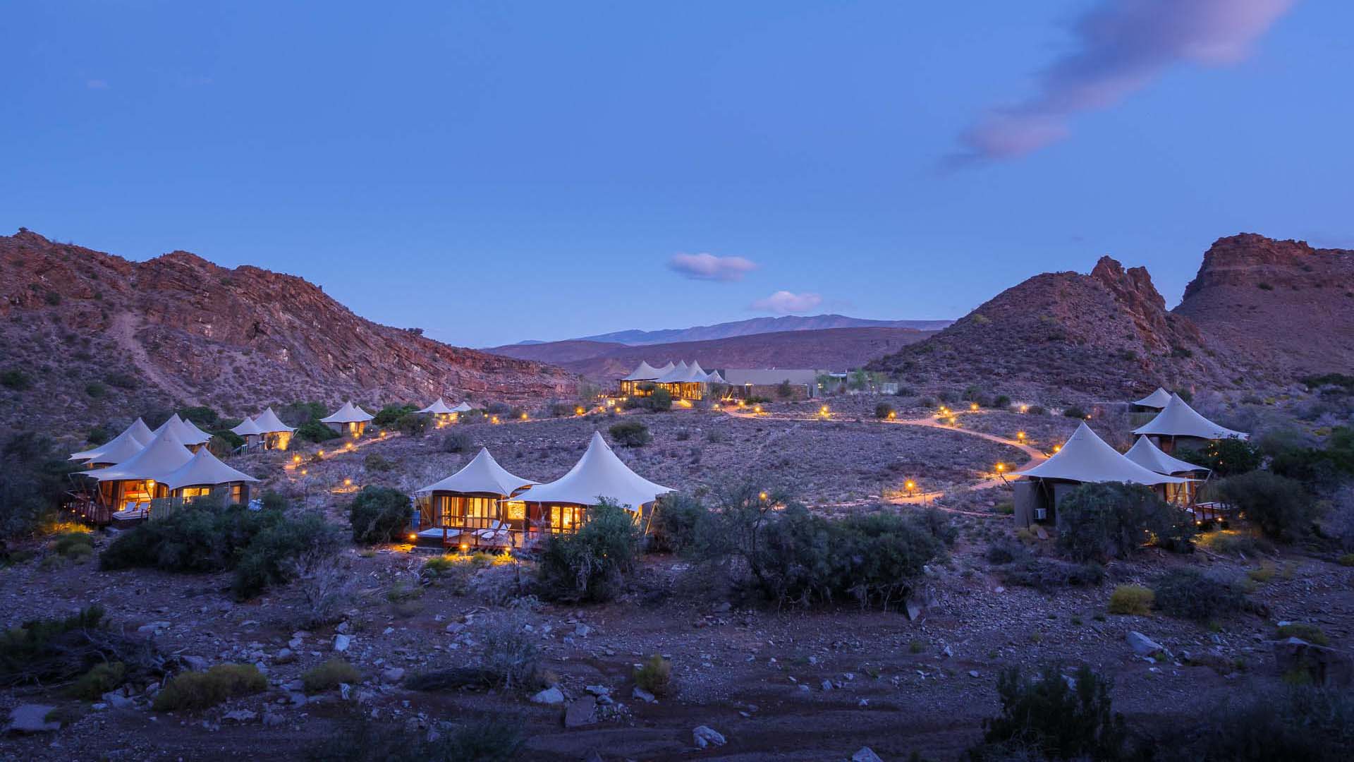 Dwyka-Tented-Lodge-at-Sanbona-Wildlife-Reserve_1 Campo tendato circolare nella Sanbona Wildlife Reserve